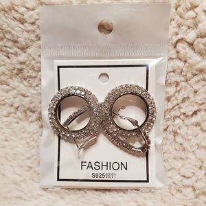 Fashion faux diamond dangling costume earrings